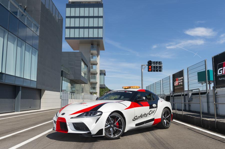  Toyota GR Supra Safety Car (A90) 2019 года  (фото 8 из 21)